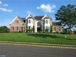 9 Victoria Ct, Cream Ridge, NJ 08514