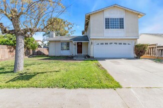 610 W 10th St, Gilroy, CA 95020