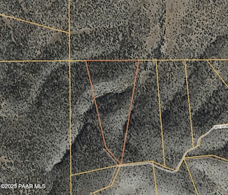 701 W Everwood Trail, Seligman, AZ 86337
