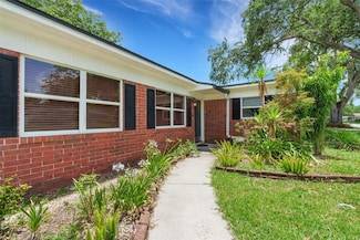 2632 Handley Blvd, Lakeland, FL 33803