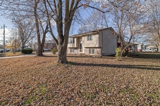 600 SE 28th St, Des Moines, IA 50317