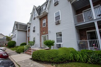 65 Whitefield Ave Unit 206, Ocean Grove, NJ 07756