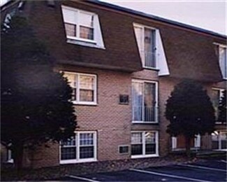 132 Boylston Ln Unit 49, Lowell, MA 01852