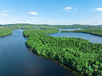 11/12 Trail End, Lincoln, ME 04457