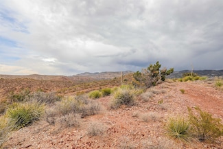 01 6 Springs Rd Unit 5,6,7, La Luz, NM 88337