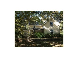 321 Indiana St, Lawrence, KS 66044