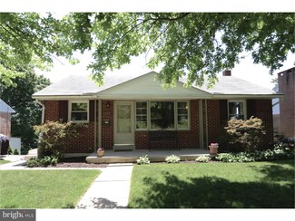 2428 Fairview St, Reading, PA 19609