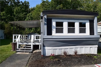 43 Expressway Village, Niagara Falls, NY 14304