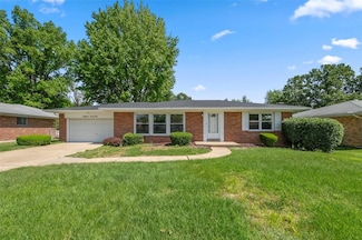 1865 Shardell Dr, Saint Louis, MO 63138