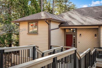 201 W Blue Heron Dr, Salem, SC 29676
