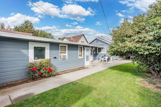 26 E 3rd Ave, Kennewick, WA 99336