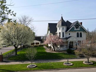 83 E South St, Jackson, OH 45640