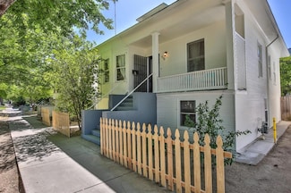 2104 9th St, Sacramento, CA 95818