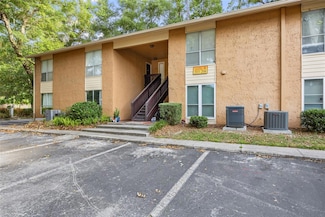 1810 NW 23rd Blvd Unit 203, Gainesville, FL 32605