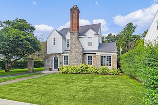 19 Eastwood Ave, Utica, NY 13501