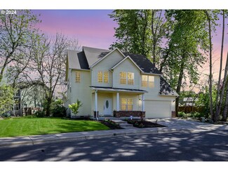 1944 Crimson Ave, Eugene, OR 97408