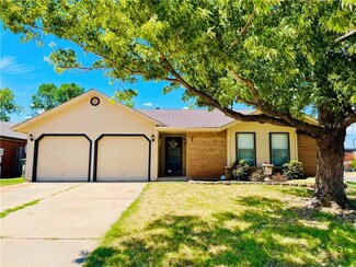 1401 Janos Cir, Edmond, OK 73003