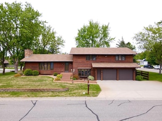 308 Lincoln Ave SW, Wadena, MN 56482