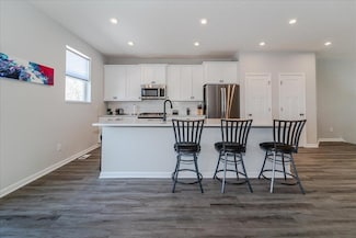 7604 Cody Ln, Inver Grove Heights, MN 55076