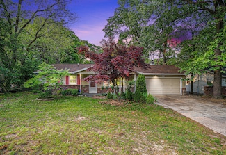 81 Dunton Ave, Holland, MI 49424