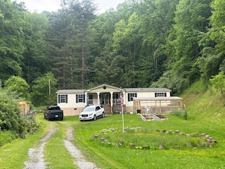 255 Laurel Creek Rd, Bluefield, VA 24605