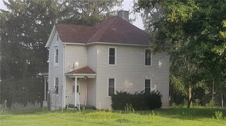 780 Browns Ferry Rd, Carmichaels, PA 15320