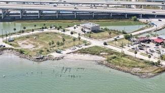 0 10th St, Seabrook, TX 77586