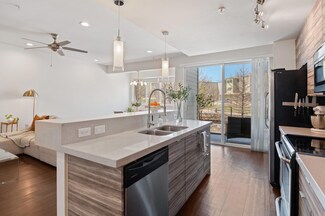604 N Bluff Dr Unit 227, Austin, TX 78745