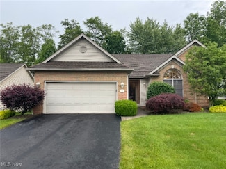 7007 Clingan Rd Unit 8, Youngstown, OH 44514