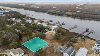 2010 Camelot Dr SW, Ocean Isle Beach, NC 28469