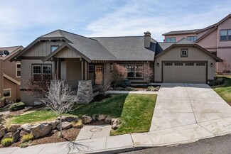 2593 N West Awbrey Point Cir, Bend, OR 97703
