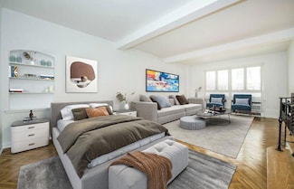 333 W 57th St Unit 302, New York, NY 10019