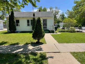 1238 Sorin St, South Bend, IN 46617