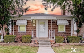17765 Ruth St, Melvindale, MI 48122