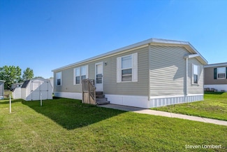 947 Redwood Dr, Hastings, MI 49058