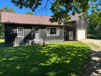 641 Toddy Pond Rd, Surry, ME 04684