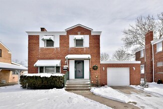 2443 S 9th Ave, Riverside, IL 60546