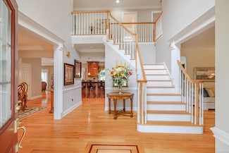 9 Josh Ln, Danbury, CT 06811