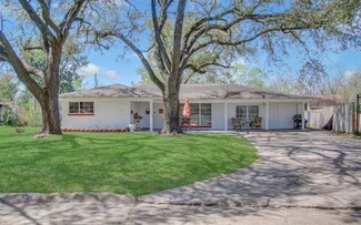 12313 Kayla Ln, Houston, TX 77015