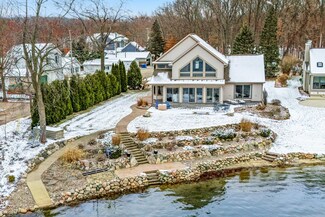 1400 N Eagle Lake Dr, Kalamazoo, MI 49009