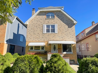 1037 Dodge Ave, Evanston, IL 60202
