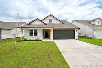 1816 E Winston St, Broken Arrow, OK 74011