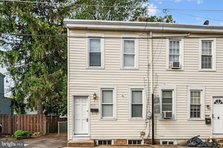 820 Cumberland St, Gloucester City, NJ 08030