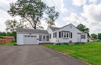 39 George Rd, Windsor Locks, CT 06096