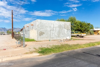 5921 E 32nd St, Tucson, AZ 85711