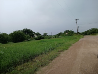 615 W Overall St, Coleman, TX 76834