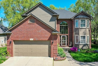 18681 Turnberry Dr, Macomb, MI 48044