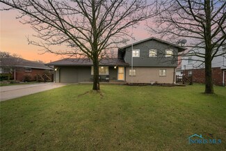 1055 W Erie St, Woodville, OH 43469