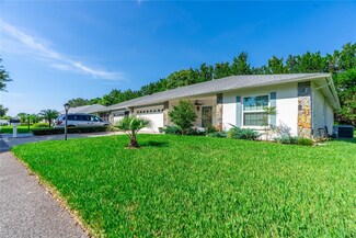11000 Linkside Dr, Port Richey, FL 34668