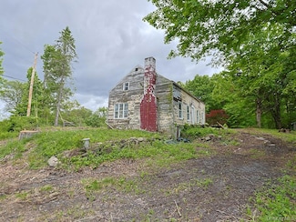 84 Church St, Wallkill, NY 12589